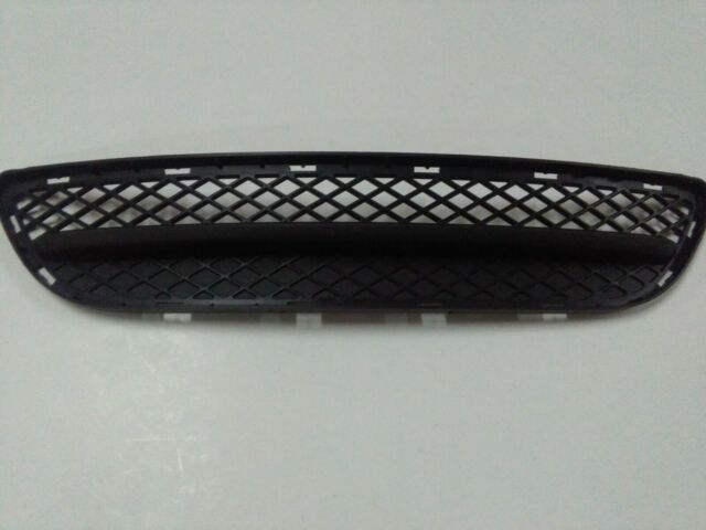 Grille centrale pare-chocs avant E90 (555)
